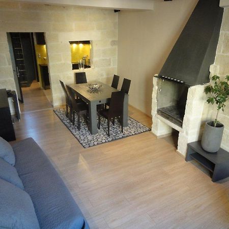 Les Toits D'Uzes Apartment Luaran gambar