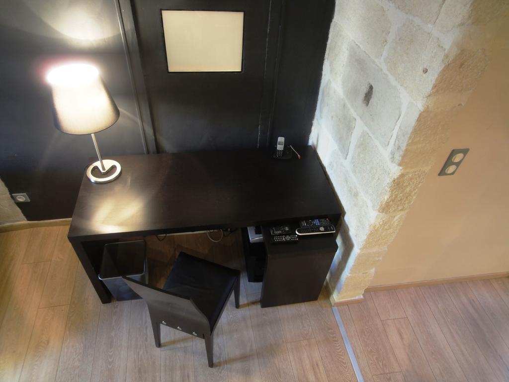 Les Toits D'Uzes Apartment Luaran gambar